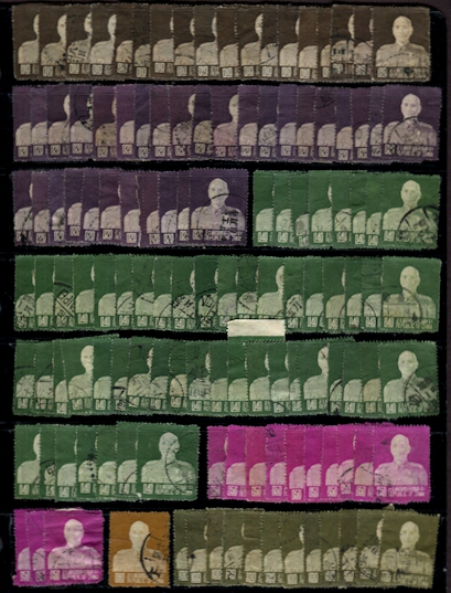 Approximately 240 used Chiang Kai-shek from Scott 1077-1101 (2 images)