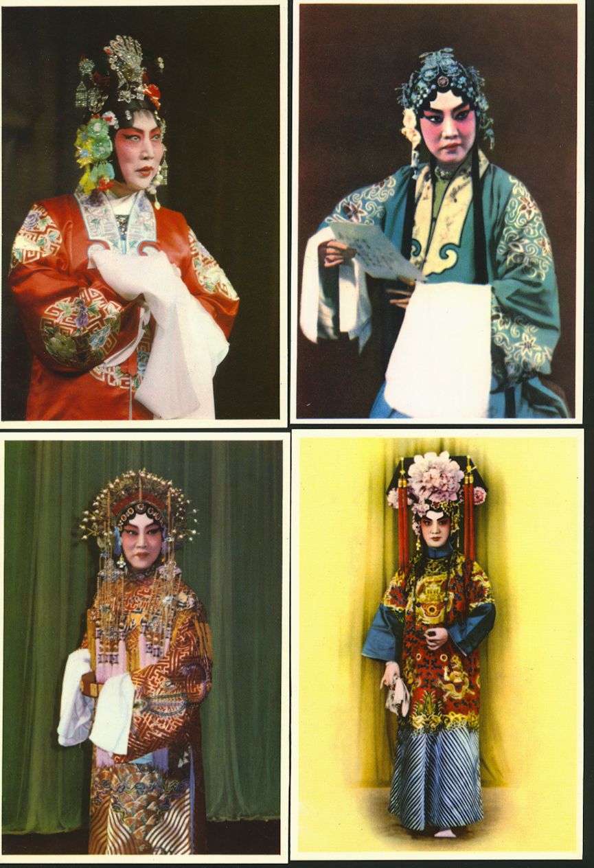 Complete set of 10 - Skills of Peking Opera Singer Zhang Junqiu in VF condition, folder somewhat damaged (3 images)