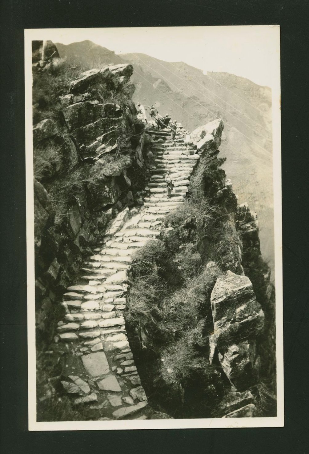 Sedan Chair going up Sacred Mountain on unused undivided back postcard